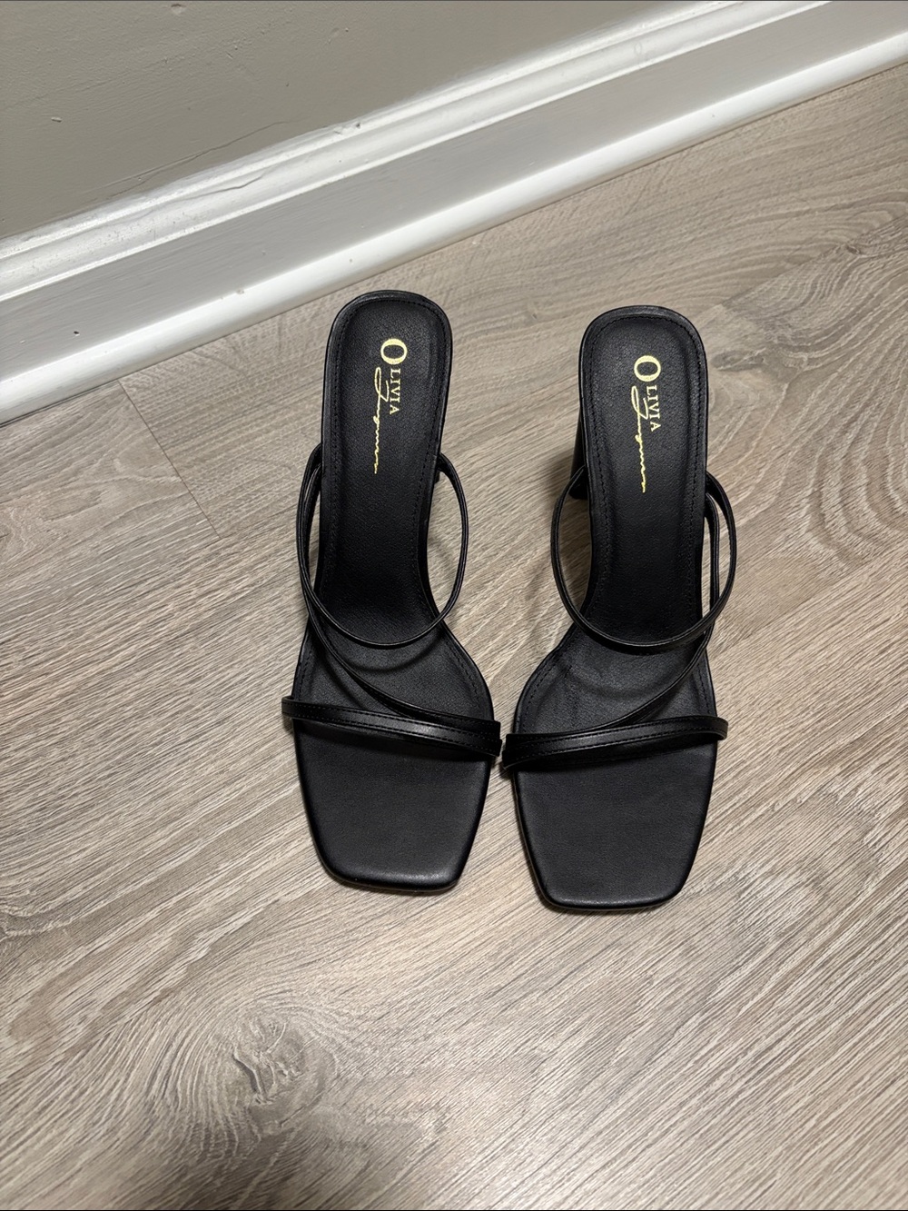 Olivia Miller Black Minimalist Square-Toe Heels
